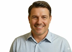 Alex Morgan, certified trader, author of PrimeXBT review 2026